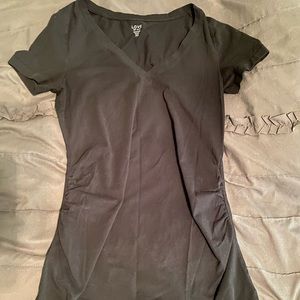 Gap maternity tee